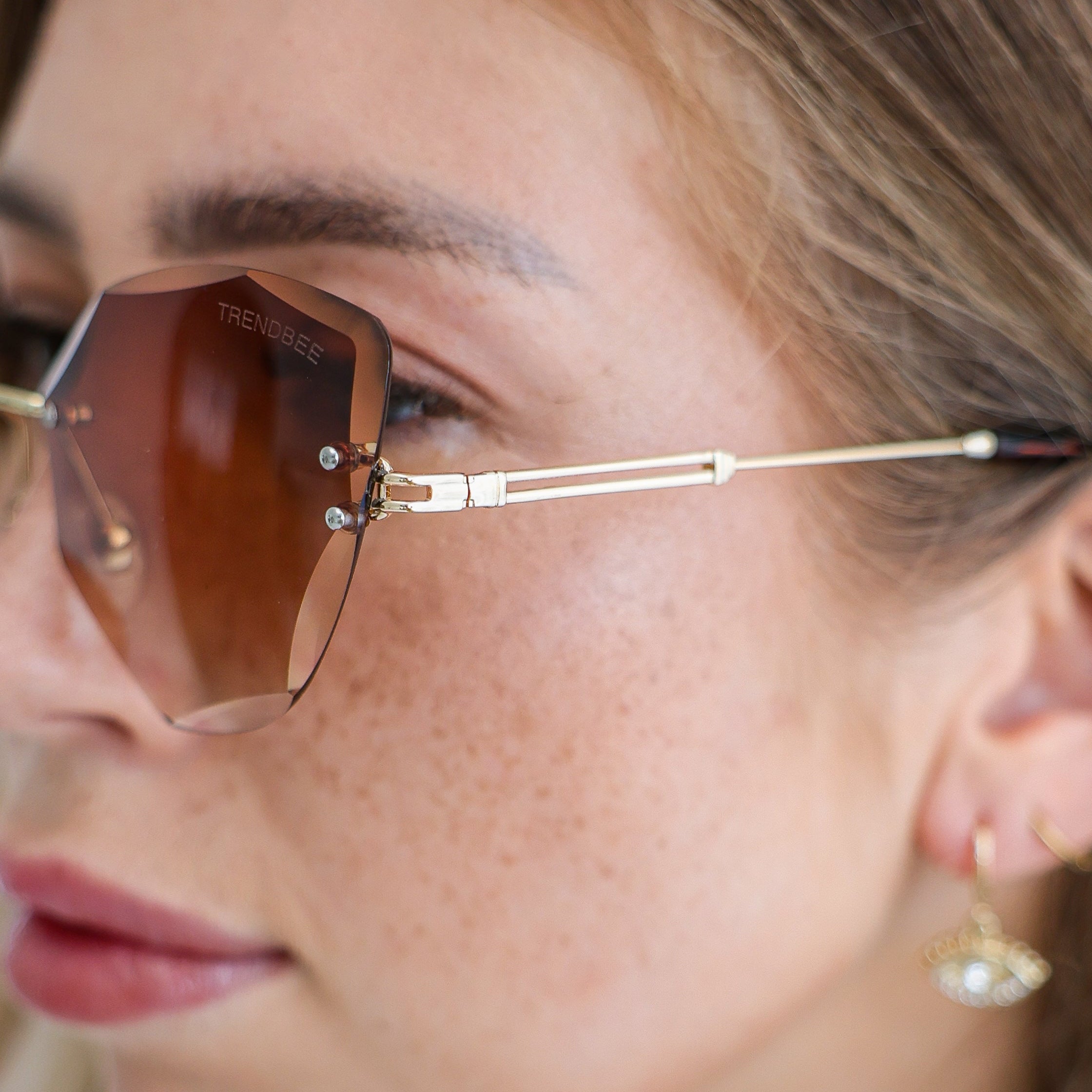 Trendbee™ Prismatic Diamond